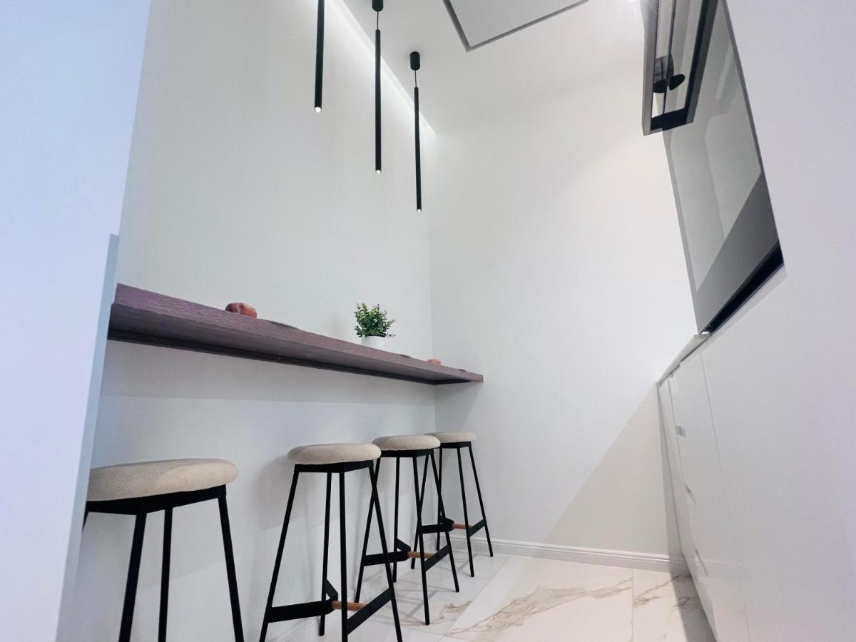 Zeus Design Apartment Schlosspark Schoenbrunn Wiedeń Zewnętrze zdjęcie