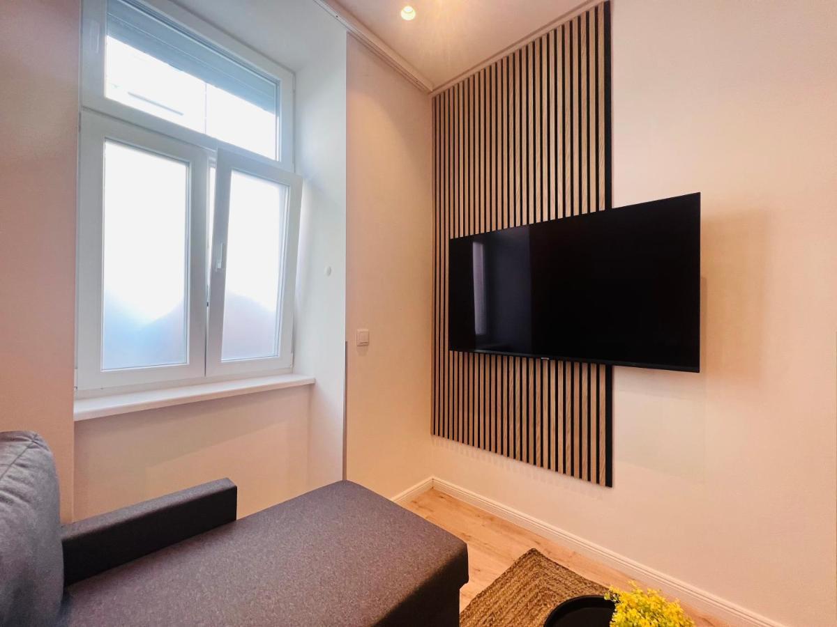 Zeus Design Apartment Schlosspark Schoenbrunn Wiedeń Zewnętrze zdjęcie
