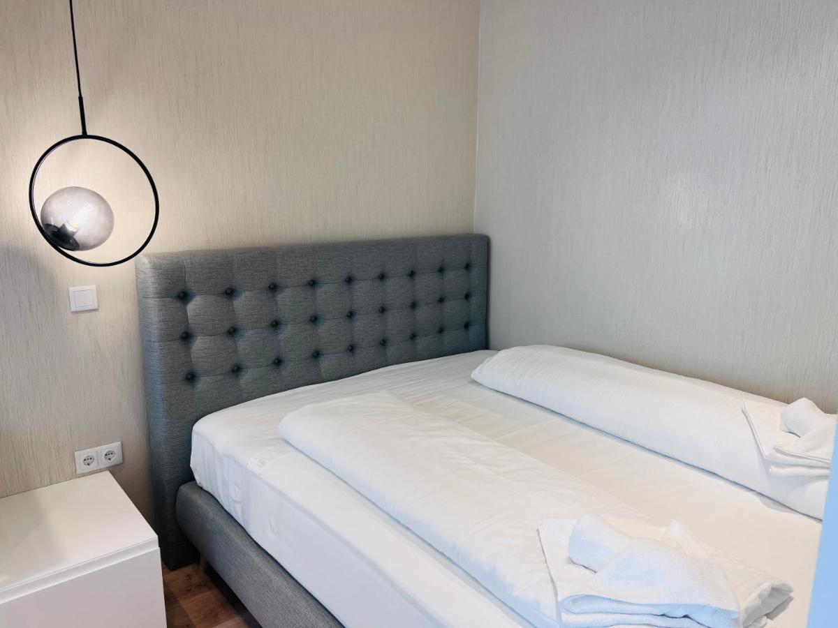 Zeus Design Apartment Schlosspark Schoenbrunn Wiedeń Zewnętrze zdjęcie